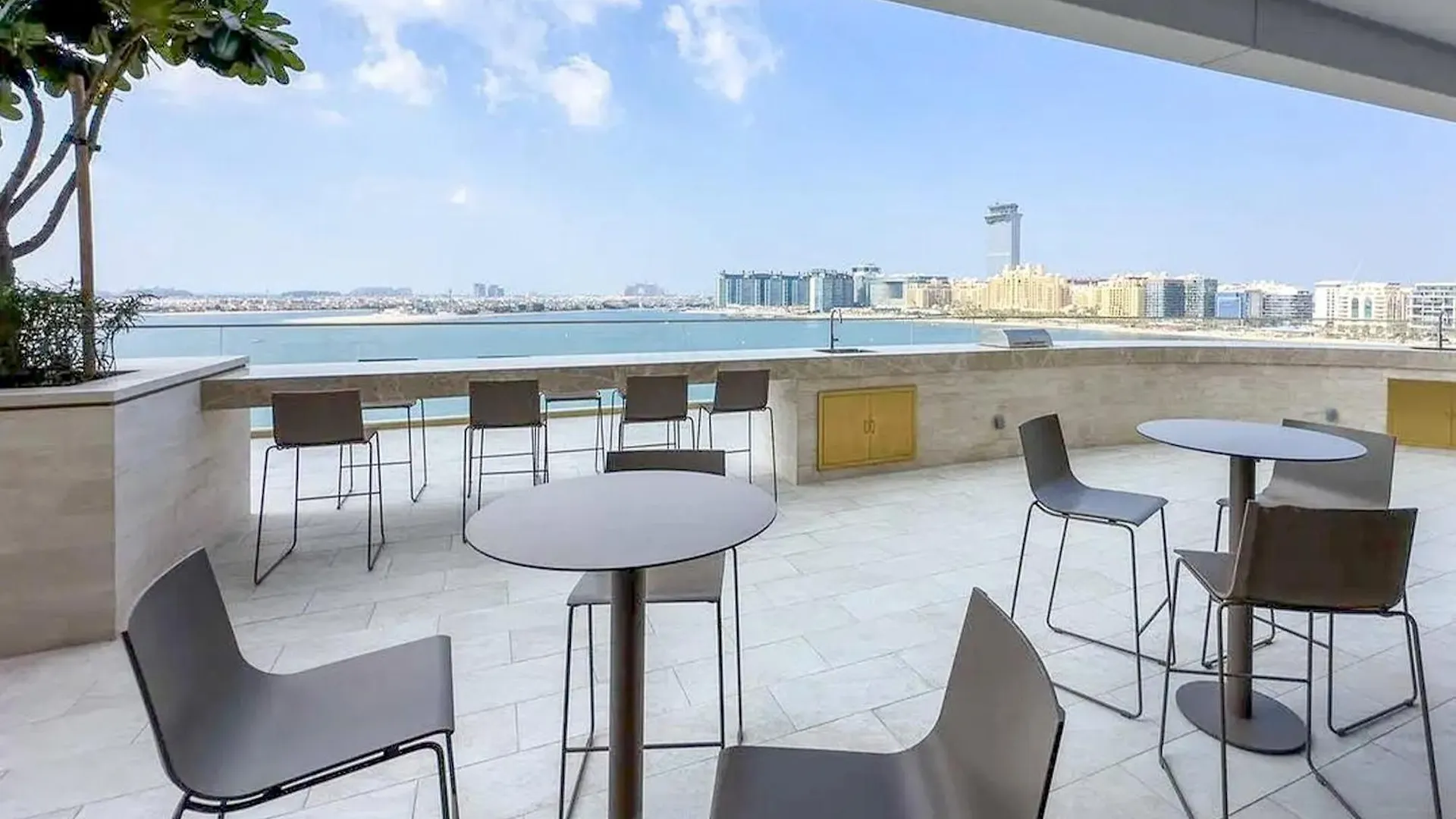 Elite Lux Holiday Homes - Beachfront 1Br Oasis Stunning Views By Elie Saab 두바이