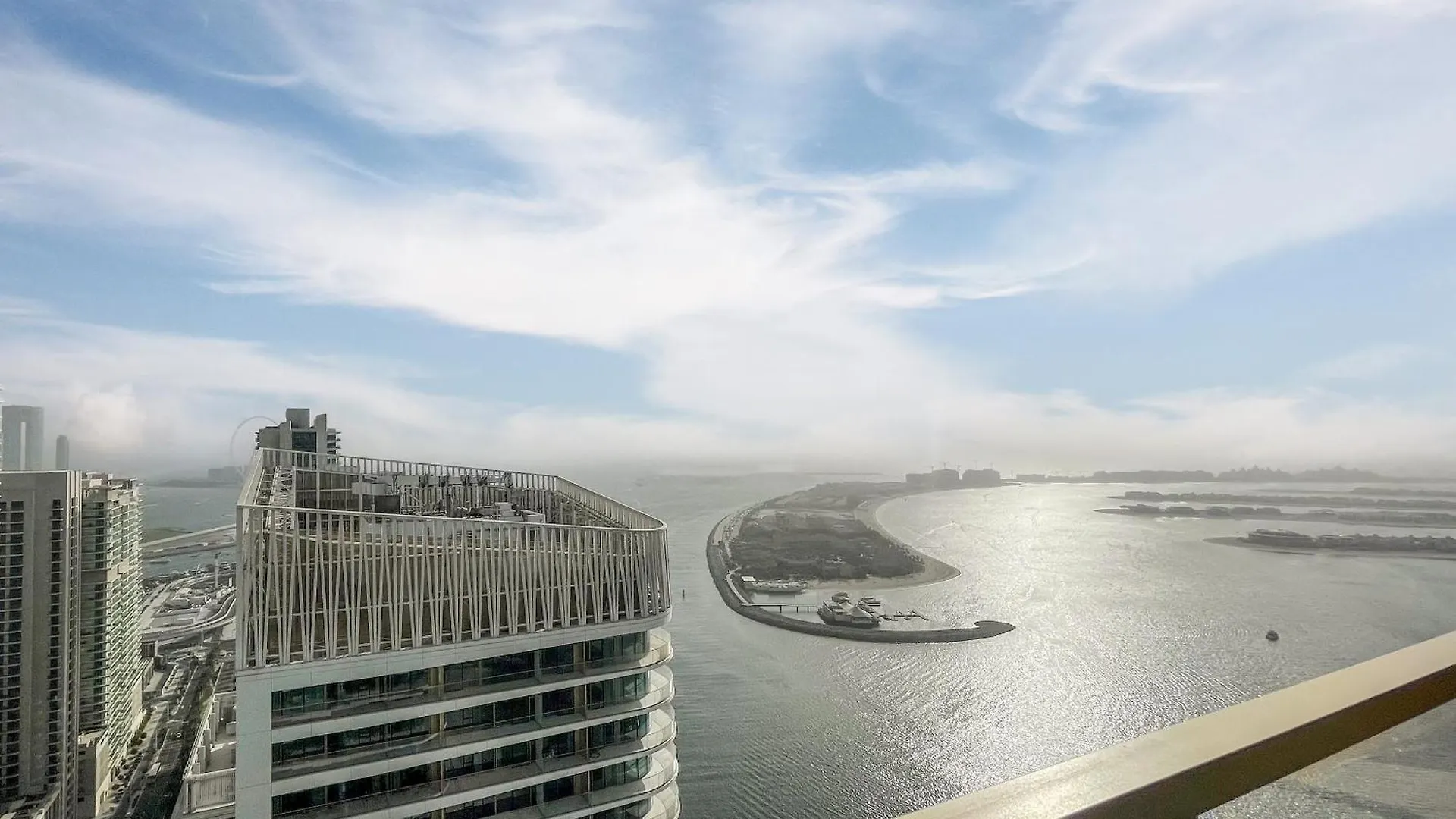 Elite Lux Holiday Homes - Beachfront 1Br Oasis Stunning Views By Elie Saab 두바이 아랍에미리트